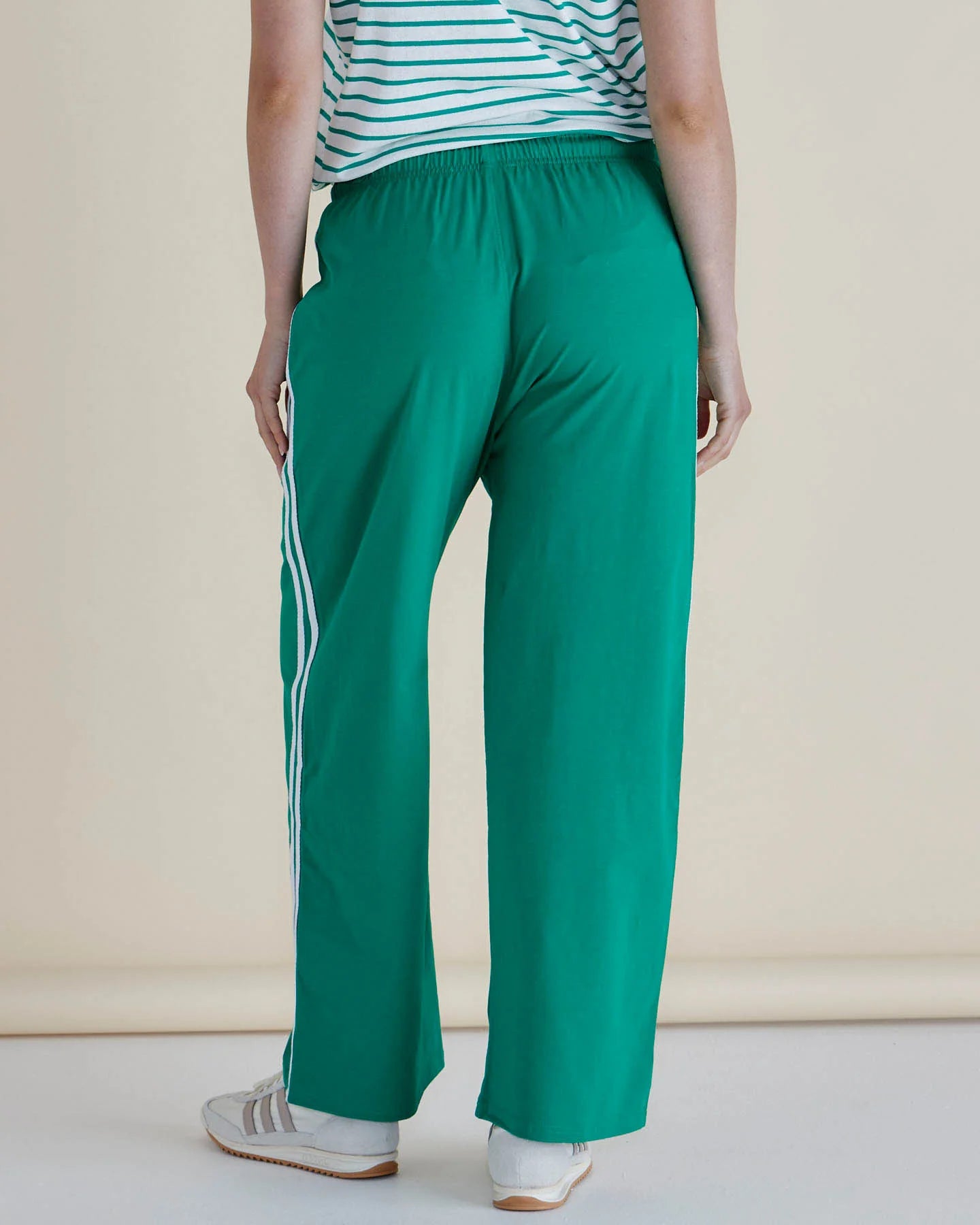 Evelyn Wide Leg Jogger Pants - Green Trim