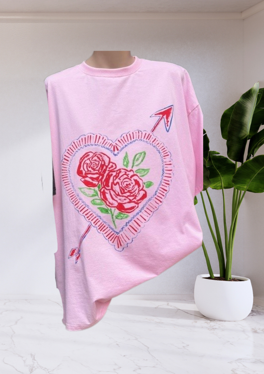 Mya Oversized T-Shirt Pink Heart Roses