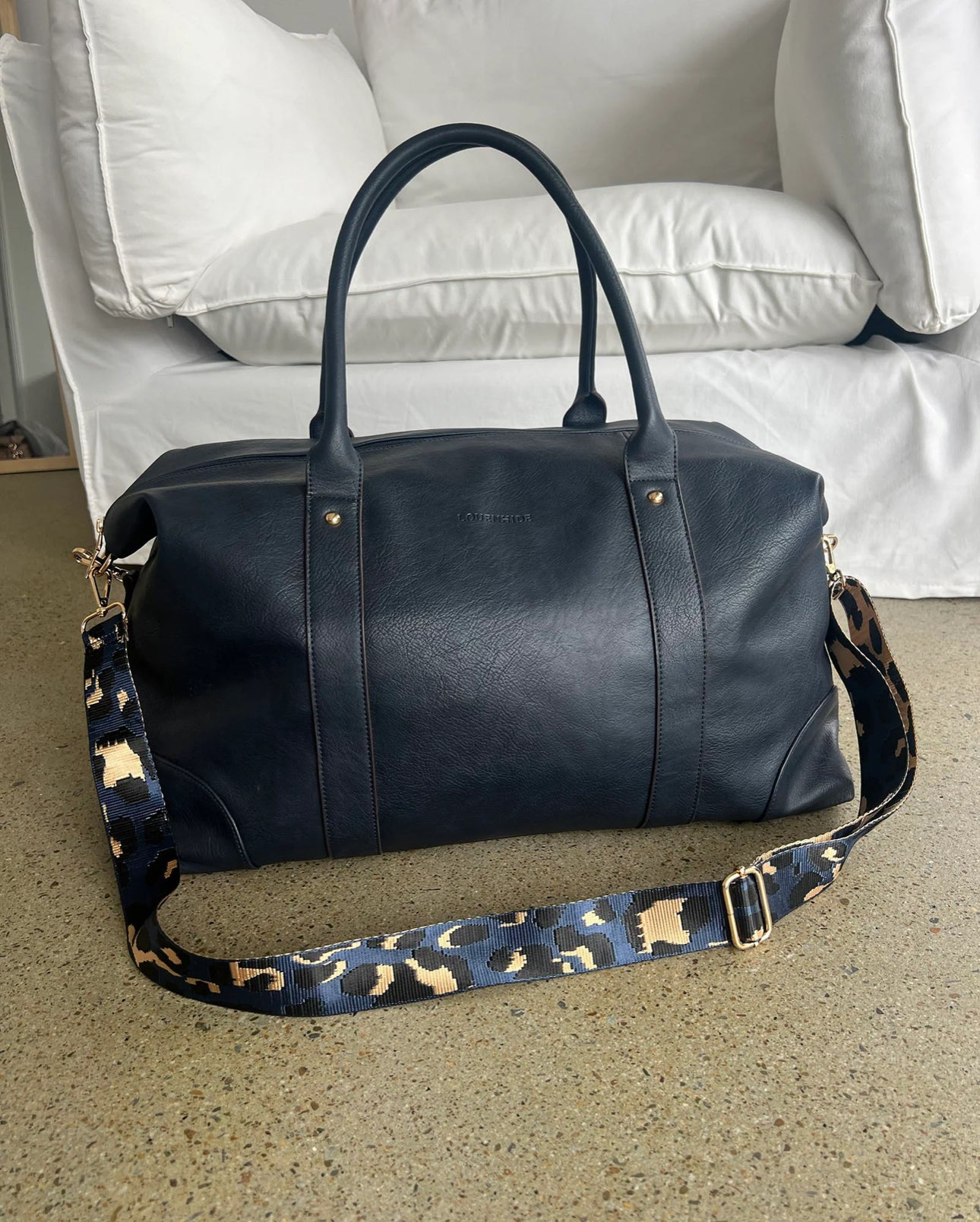 Alexis Tyler Weekender Travel Bag - Navy | LOUENHIDE
