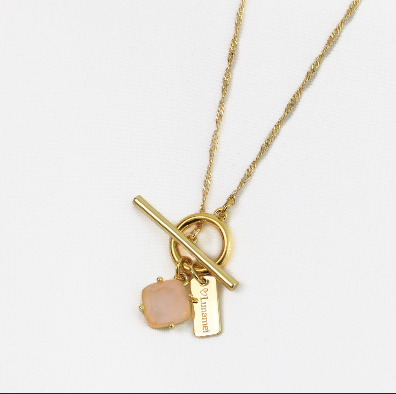 Pure Necklace in Gold with Rose Quartz | LOVE LUNAMEI