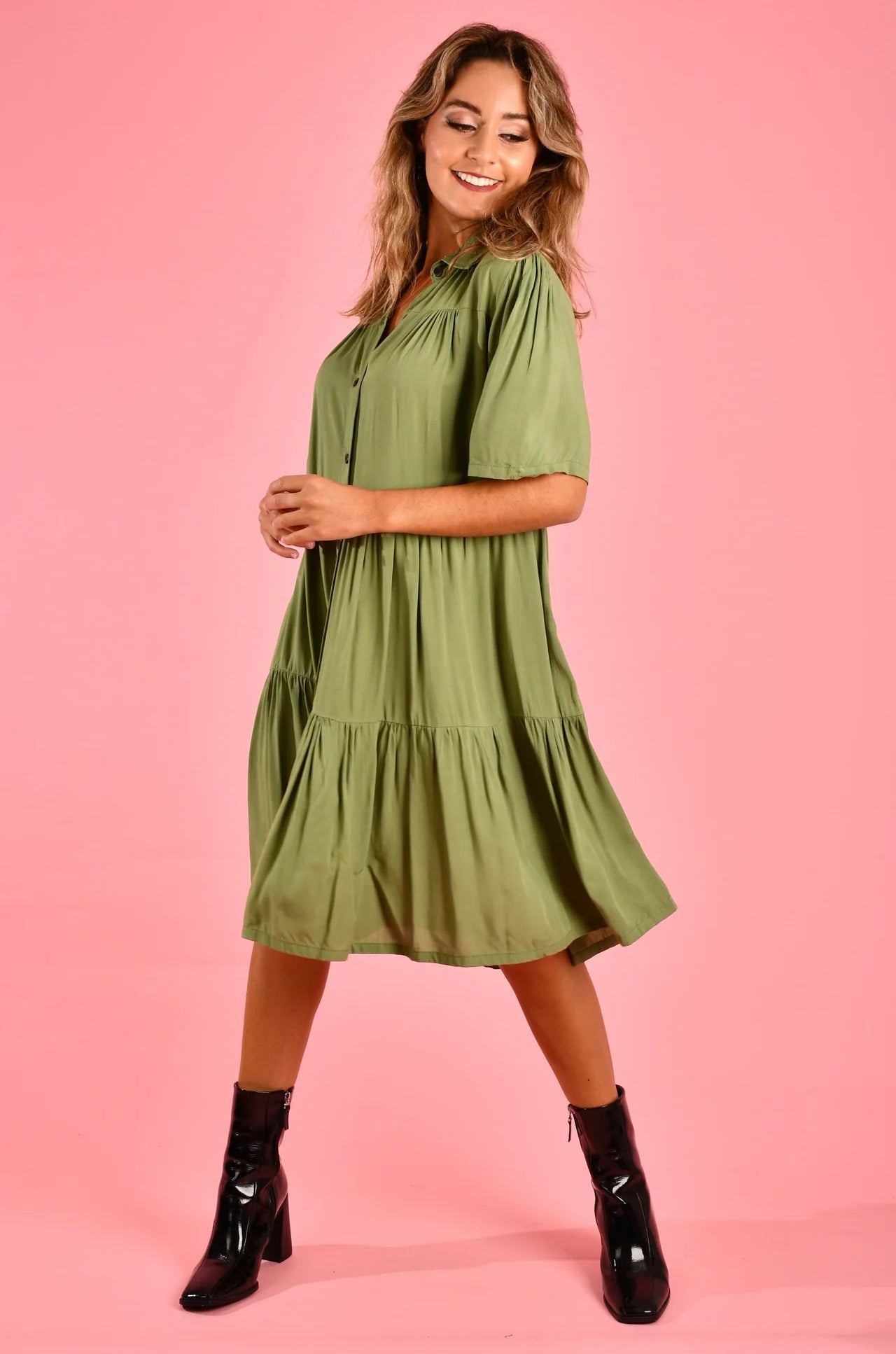Victoria Short Sleeve Button Up Dress - Green