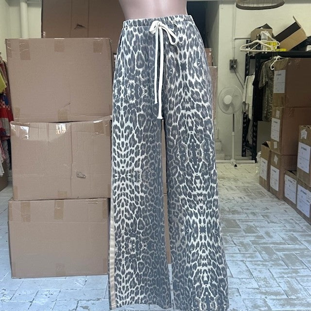 Daphne Denim Racer Long Pants - Light Leopard | By Frankie