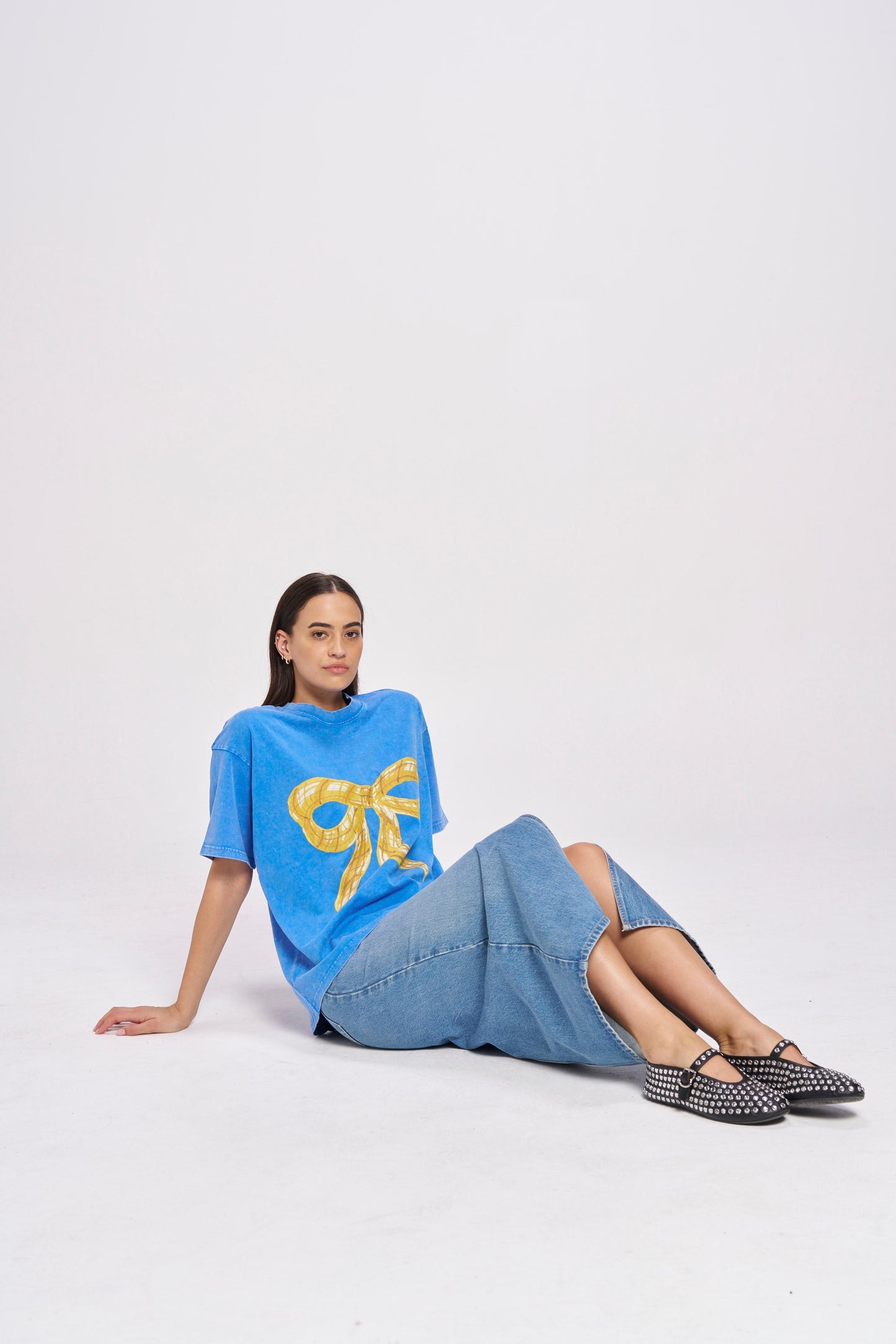 MAKU Big Bow Acid Wash Oversized Tee Shirt - Blue