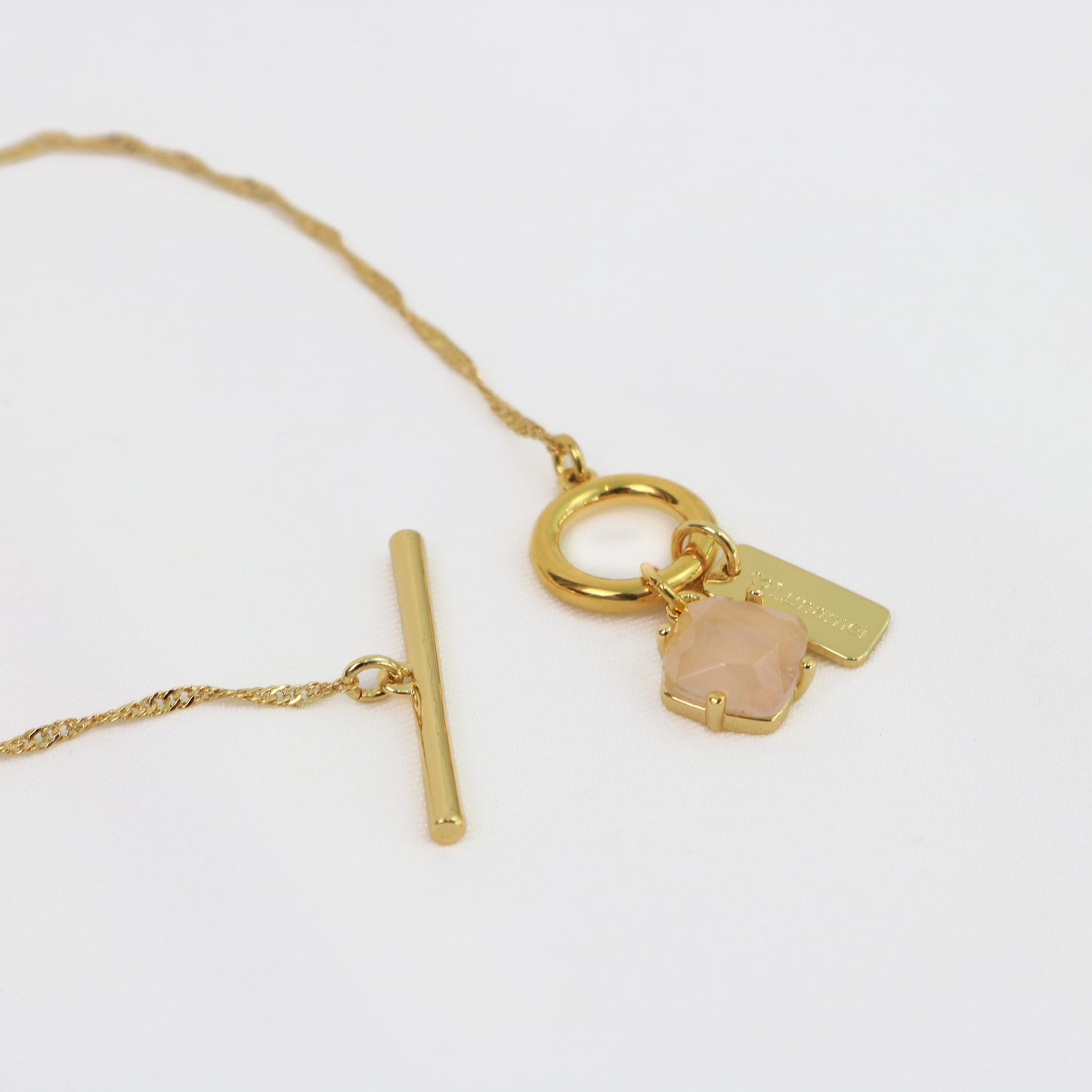 Pure Necklace in Gold with Rose Quartz | LOVE LUNAMEI