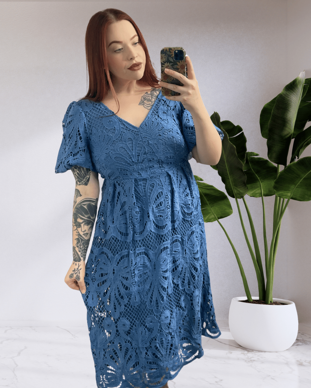 Evelyn Puff Sleeves V Neckline Lace Dress - Blue
