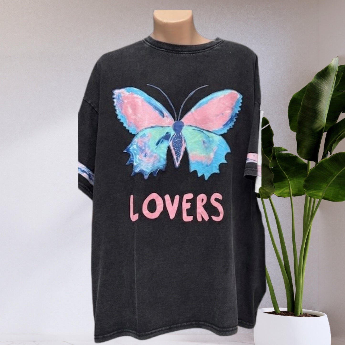 Mya Oversized T-Shirt Black Lovers Butterfly