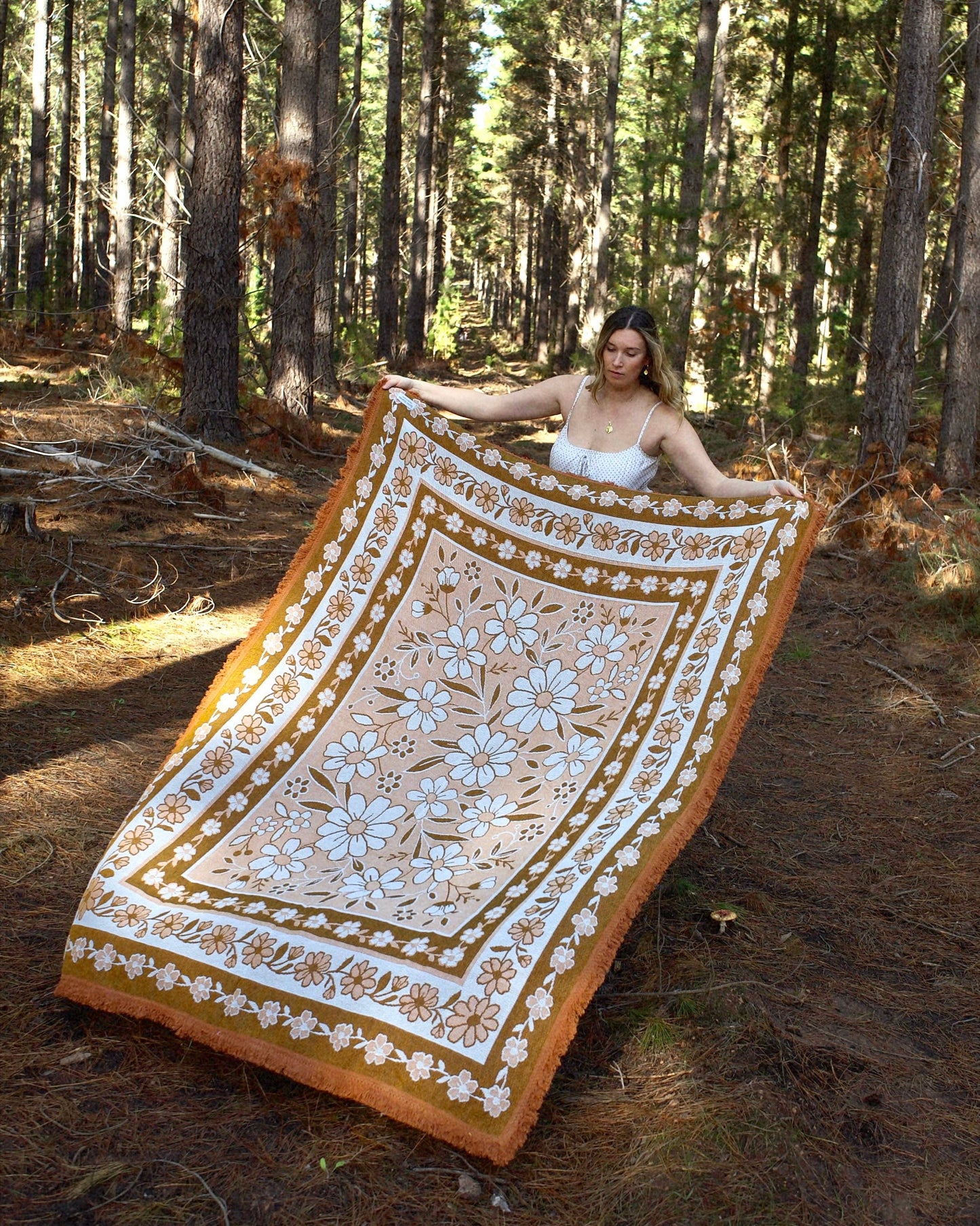 Sunni Scenes - Gracie - Picnic Beach Throw Rug - XL