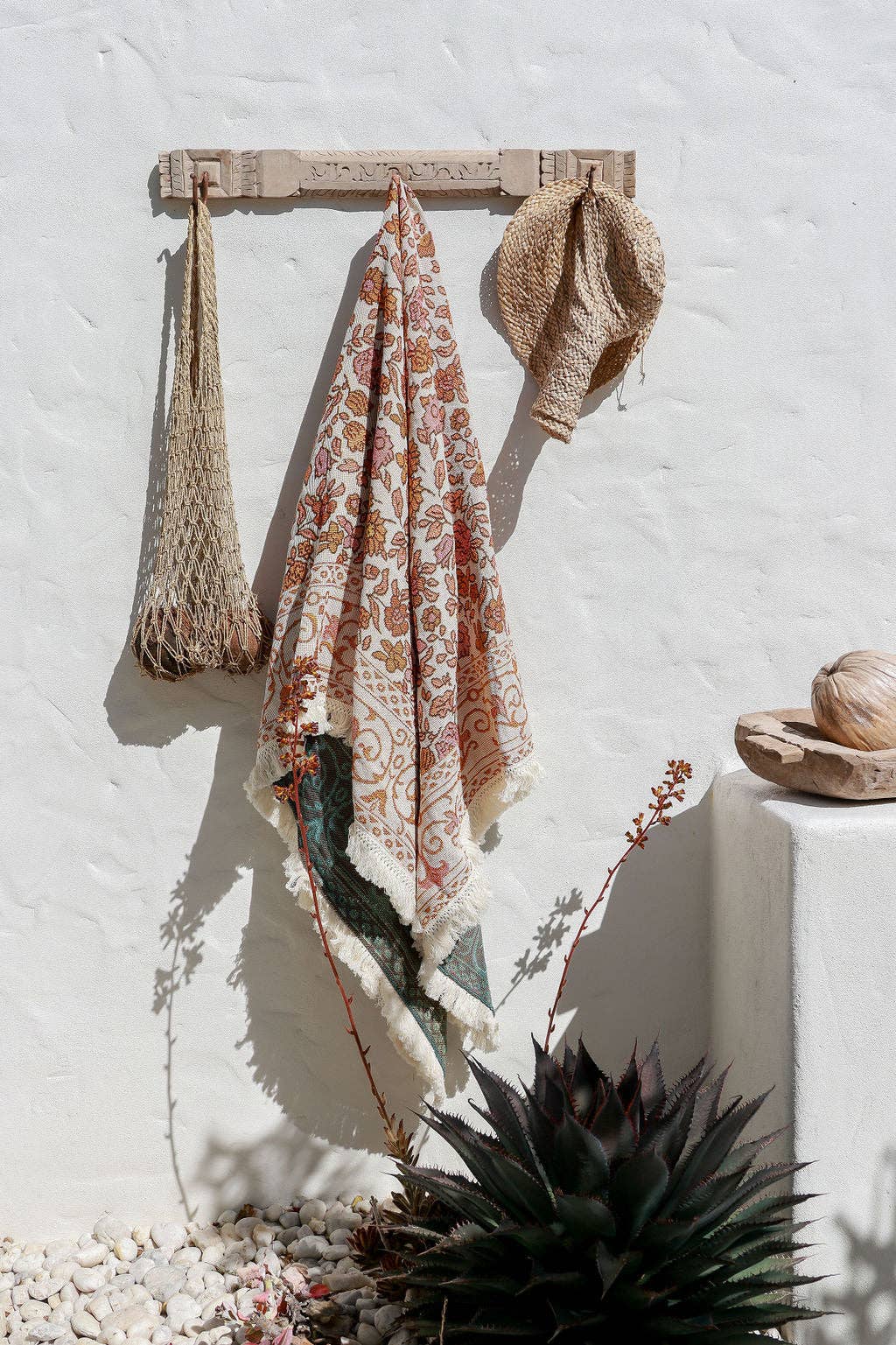 Sunni Scenes - Posie - Picnic Beach Throw Rug - XL