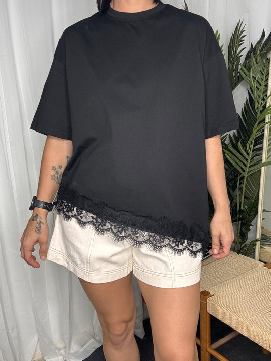 Chloe Asymmetrical Hem Lace T-Shirt - Black