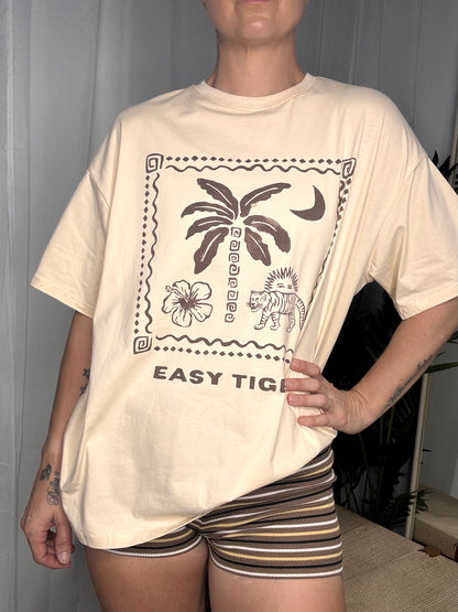 Erin Oversized Tee Shirt & Shorties set - Beige Tiger | By Frankie