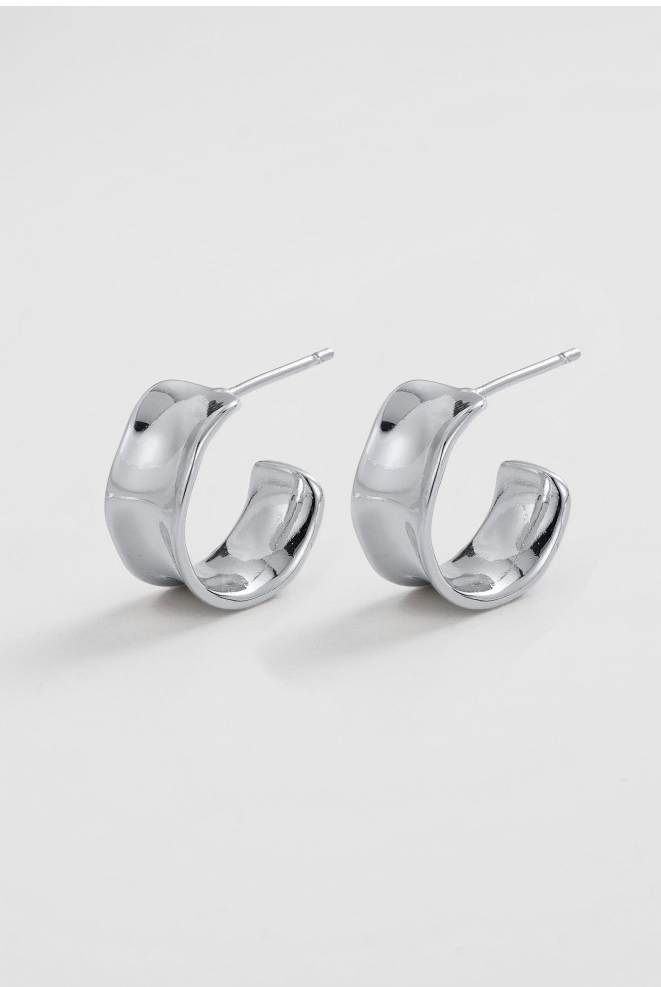 Nina Hoop Earrings - Silver | Zafino