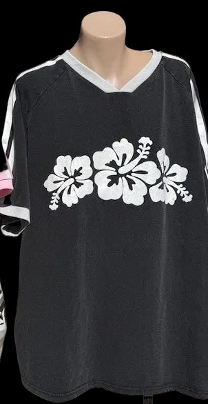 Jersey Oversized Tee Shirt - Hibiscus Black | By Frankie