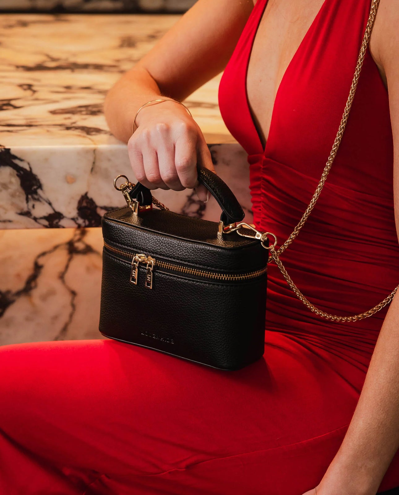 Palma Crossbody Bag - Black | LOUENHIDE