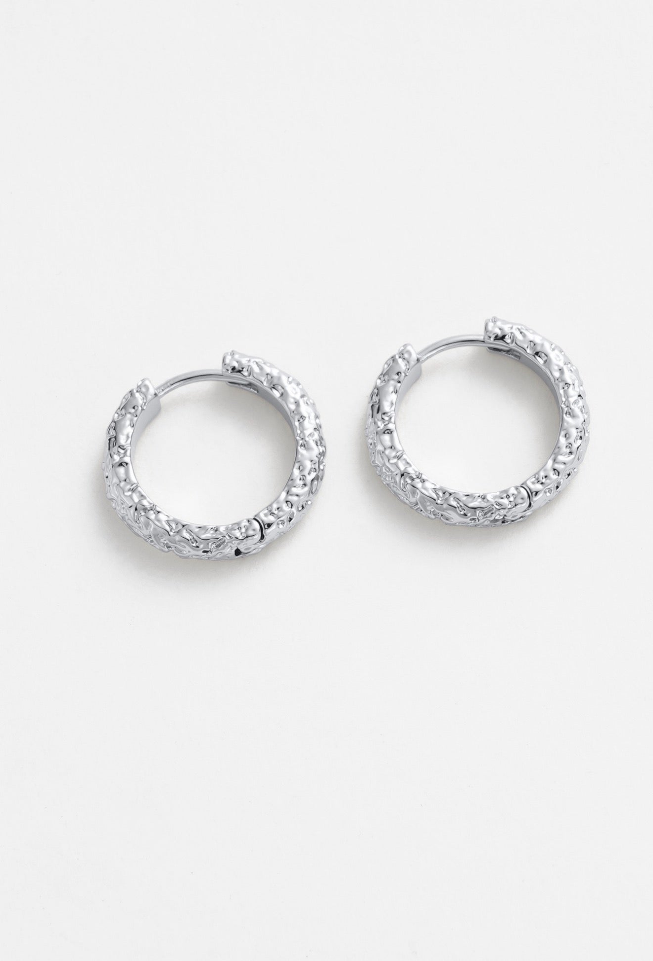 Belle Hoop Earrings - Silver | Zafino
