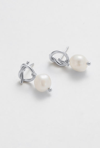Alice Pearl Earring - Silver