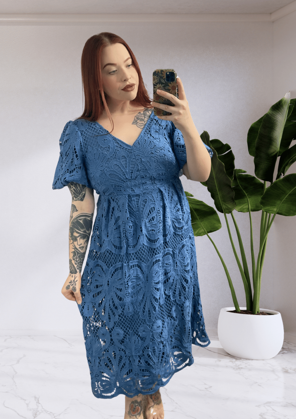 Evelyn Puff Sleeves V Neckline Lace Dress - Blue