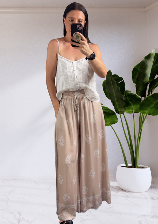 Kiara Wide Leg Pants - Beige White