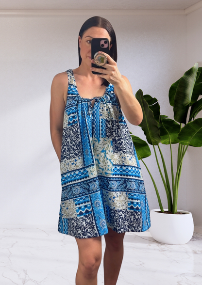 Isra Shift Mini Dress - Blue Sea Meadow