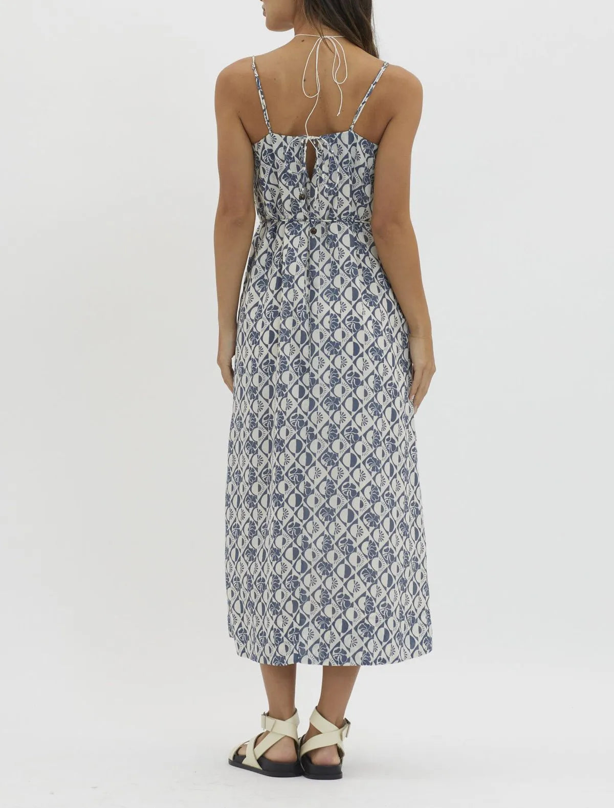 Indikah Sleeveless Maxi Dress - Blue