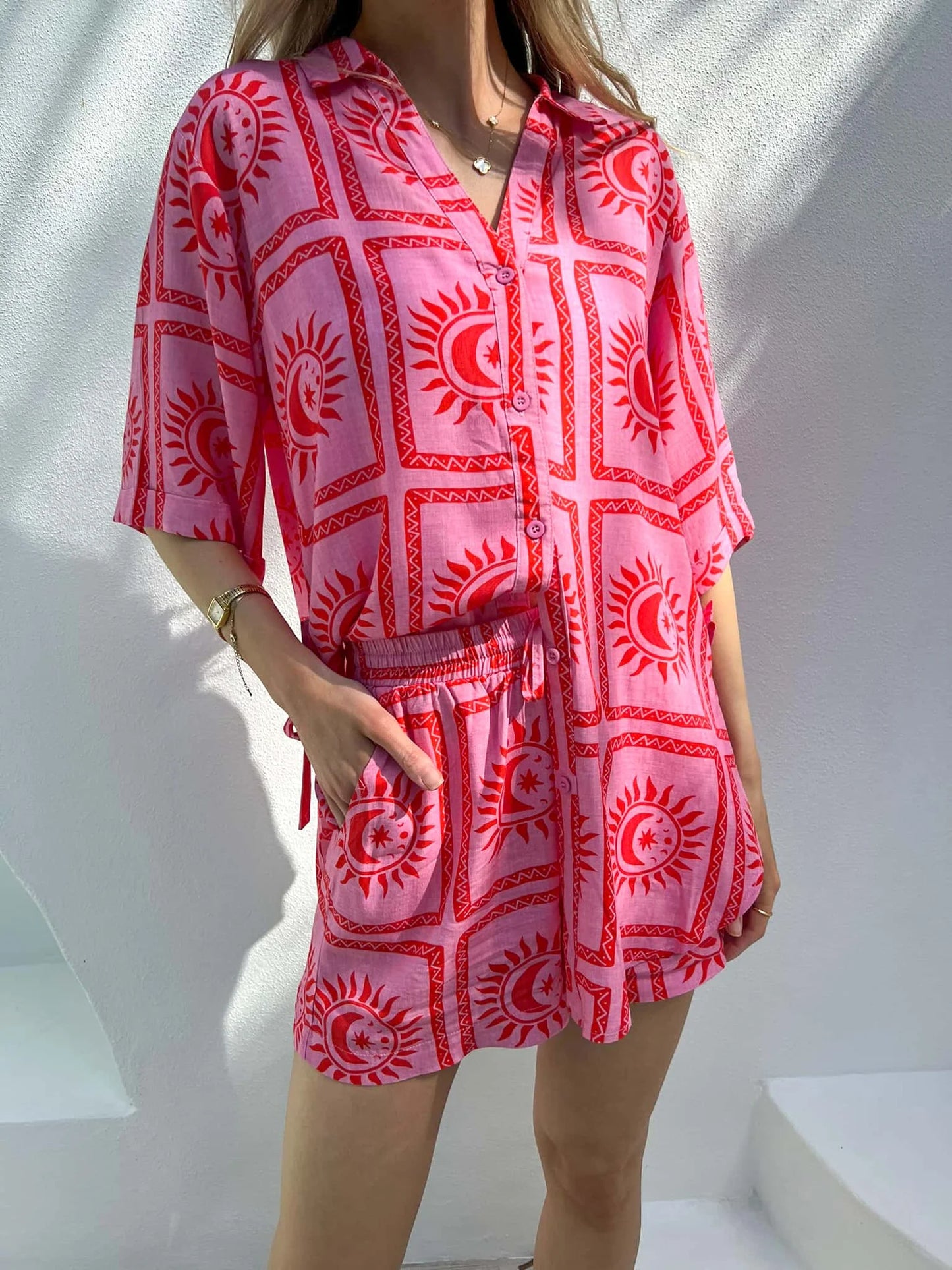 ARIA MATCHING SHIRT & SHORTS SET - SUNBURST RED PRINT