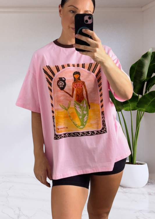 Mya Oversized Tee Pink Mermaid Vase
