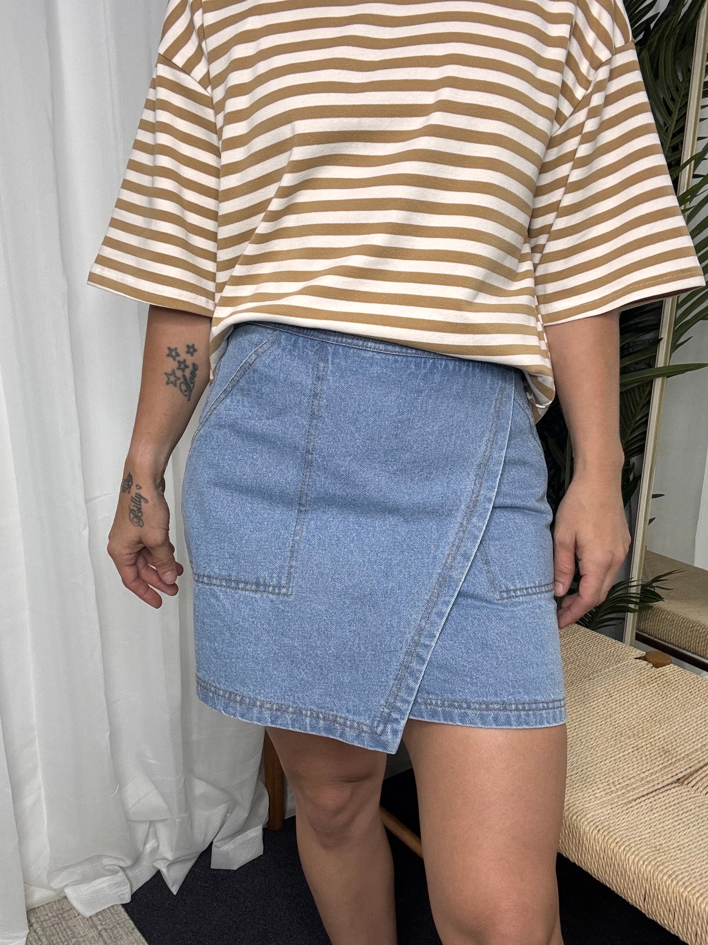 Carmen Oversized Stripe T-Shirt - Beige