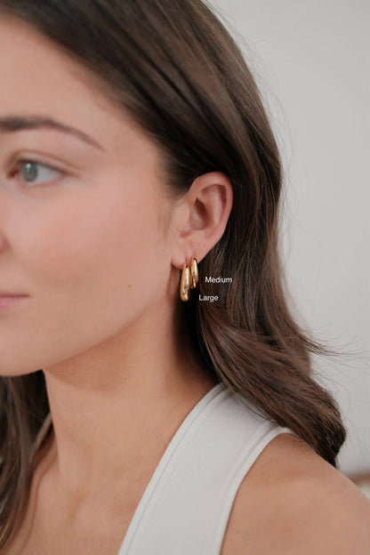 Cleo Hoop (Medium) Earrings - Gold