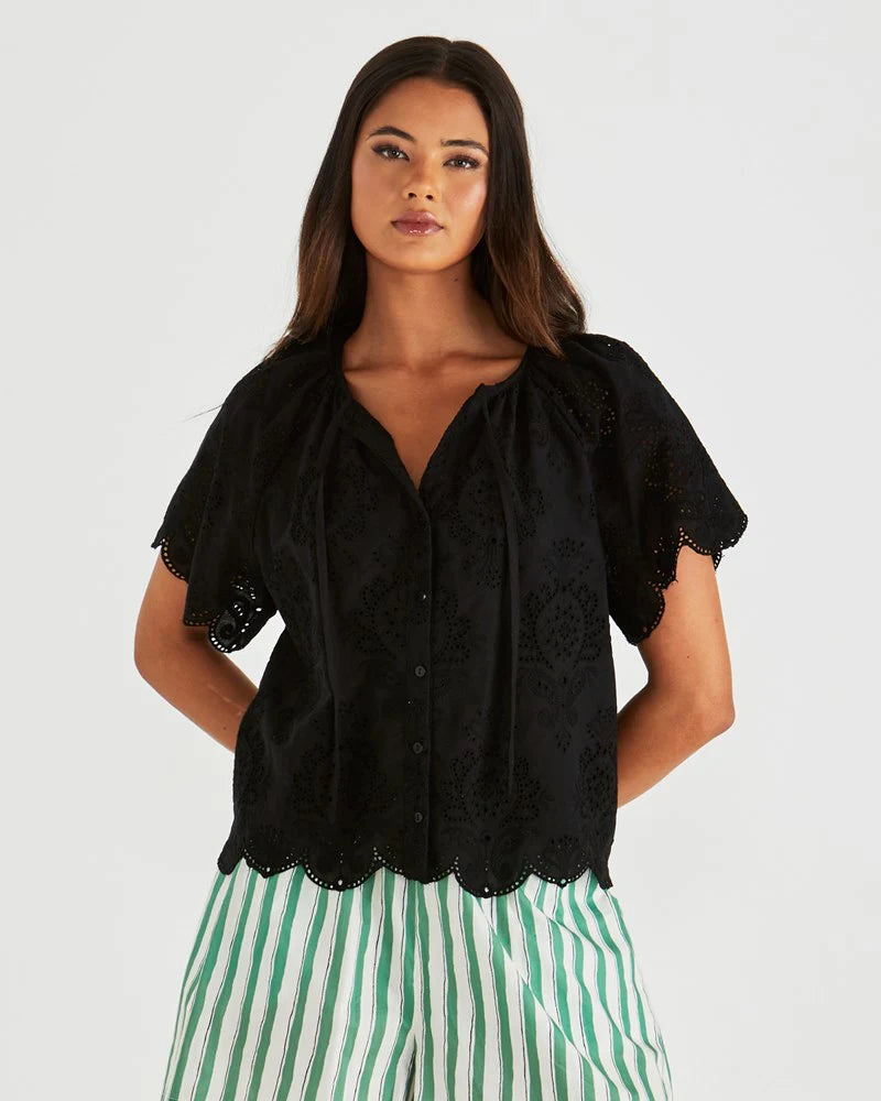 Ani Scalloped Short Sleeved Blouse - Black