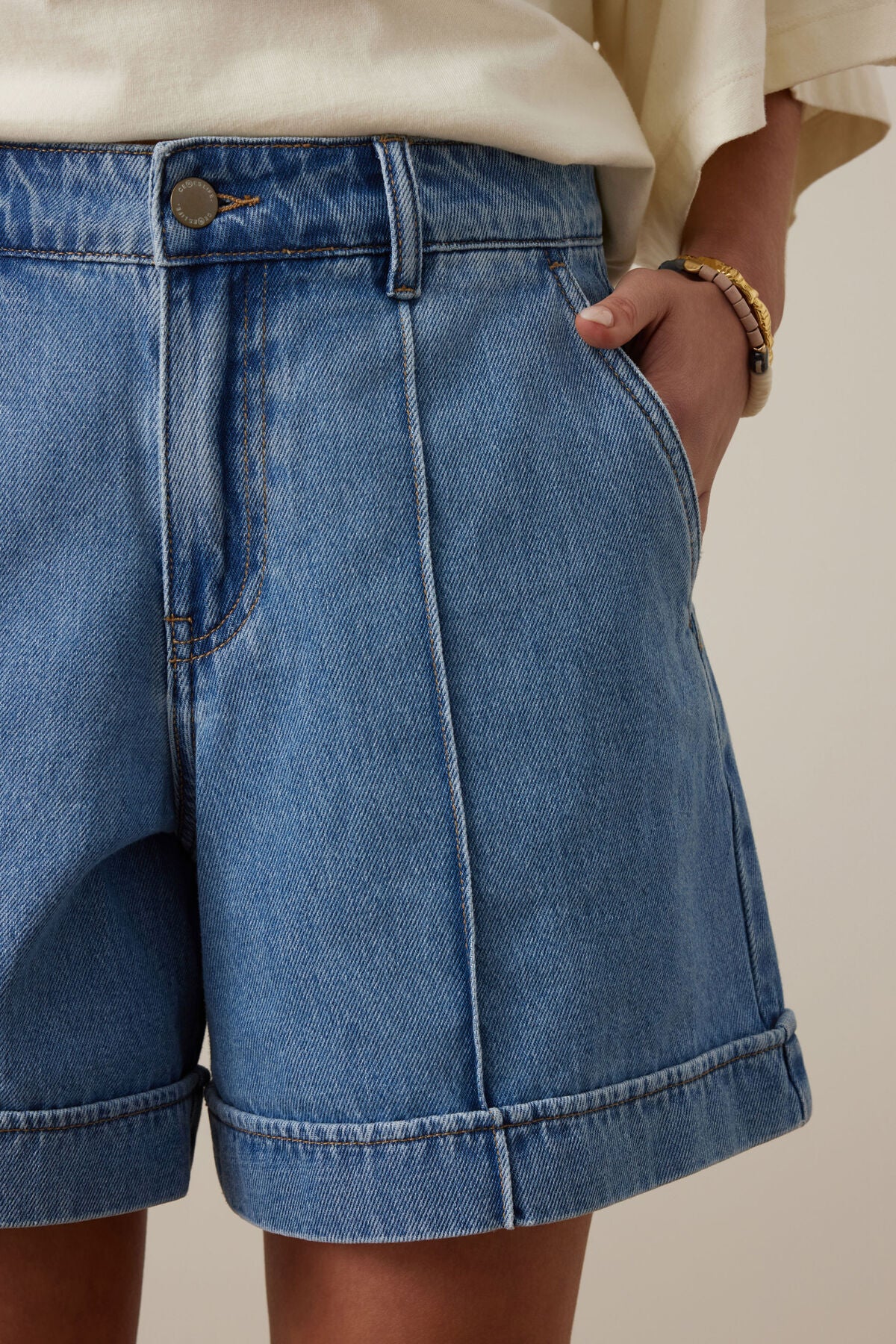Juno Seamed Denim Shorts - Vintage Blue