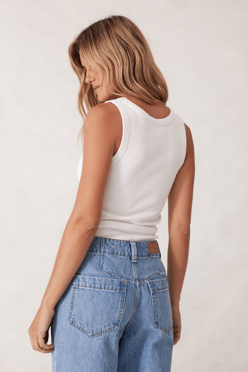 Zoe Contour Rib Scoop Tank - White | Ceres Life