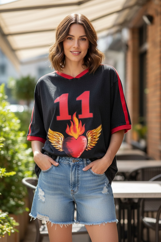 Jersey Oversized T-Shirt - 11 Burning Heart - Black | By Frankie