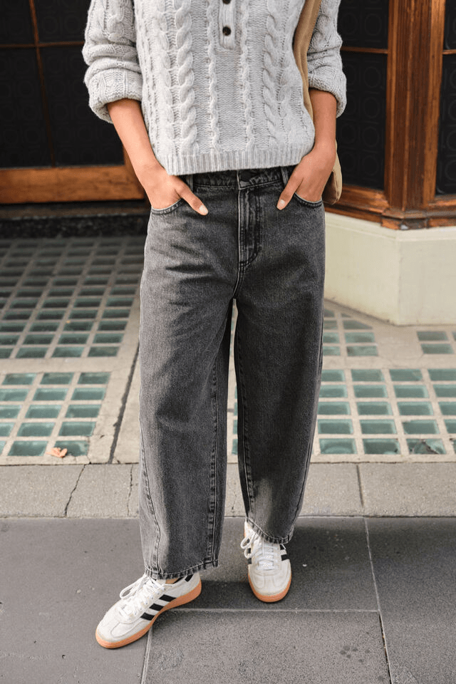 Maggie Tapered Barrel Jean - Faded Black | Ceres Life