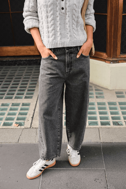 Maggie Tapered Barrel Jean - Faded Black | Ceres Life