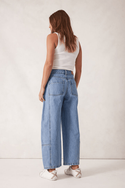 Demi Barrel Jean - Vintage Blue