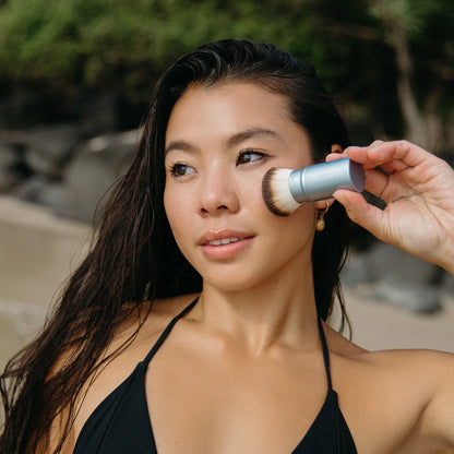 RETRACTABLE KABUKI BASE BRUSH