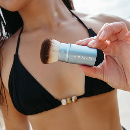RETRACTABLE KABUKI BASE BRUSH