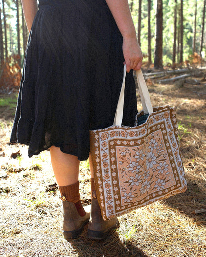 Sunni Scenes - Gracie Beach Tote Bag
