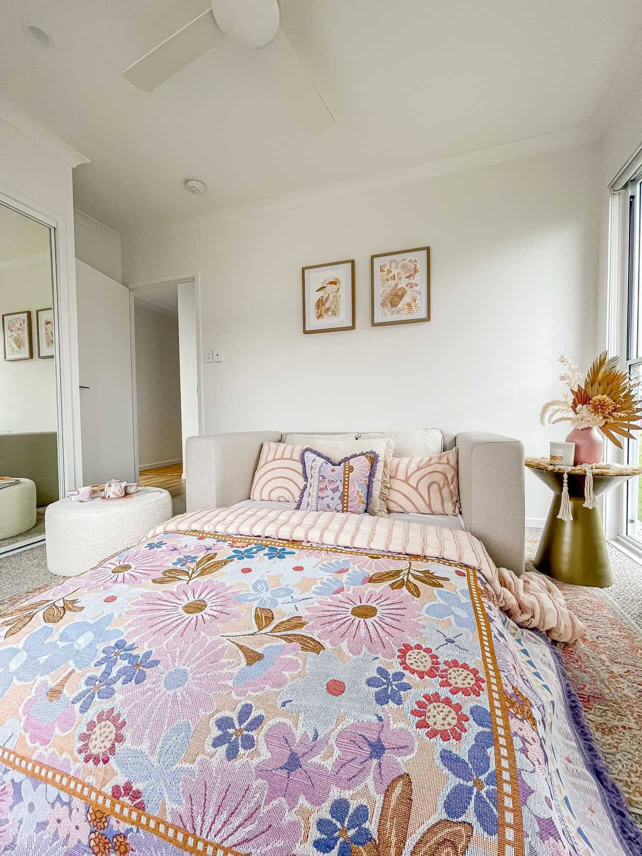 Sunni Scenes - Lavender - Picnic Beach Throw Rug - XL