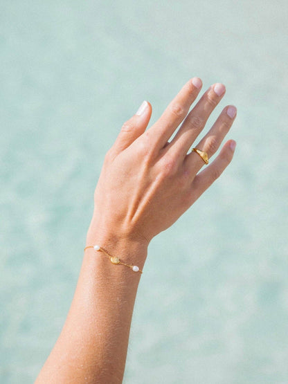 Paralia Palms Bracelet in 18k Gold | Malakai the Label