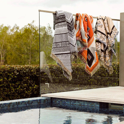 'Nowhere Man' Woven Picnic Rug/Throw: Large 170x200cm | HENDEER