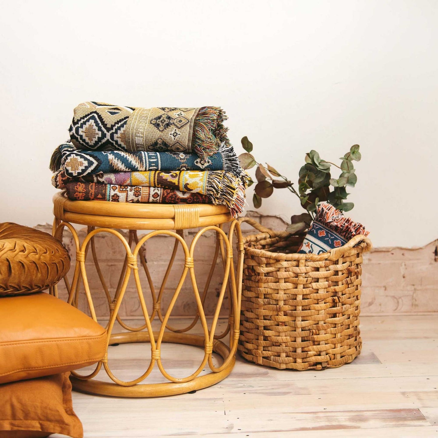 'Hey Jude' Woven Picnic Rug/Throw: Regular 130x160cm | HENDEER