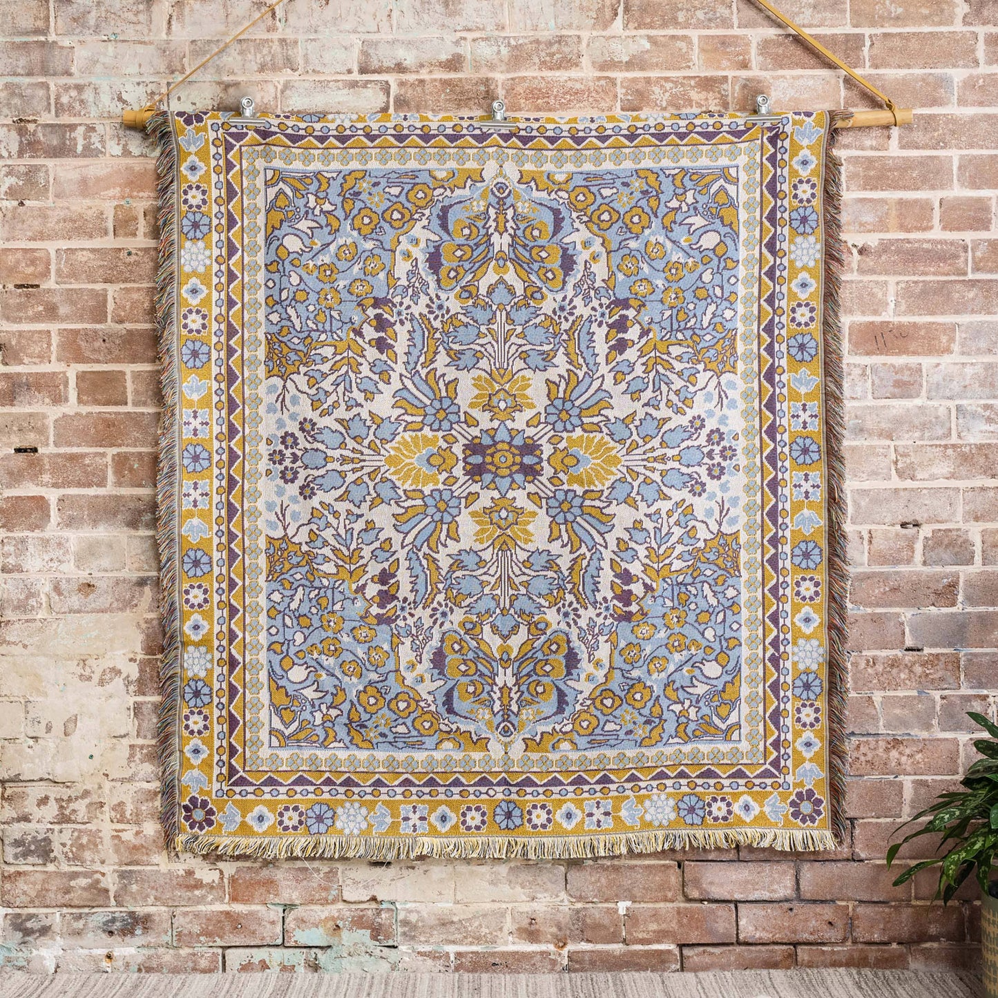 'Every Little Thing' Woven Picnic Rug/Throw: Large 170x200cm | HENDEER