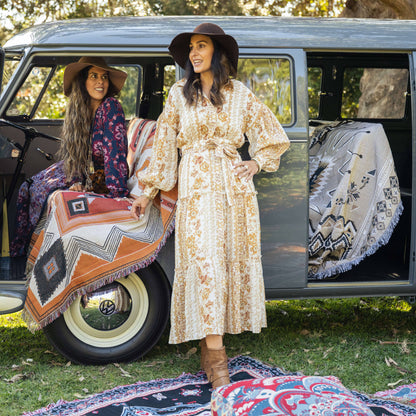 'Hey Jude' Woven Picnic Rug/Throw: Regular 130x160cm | HENDEER