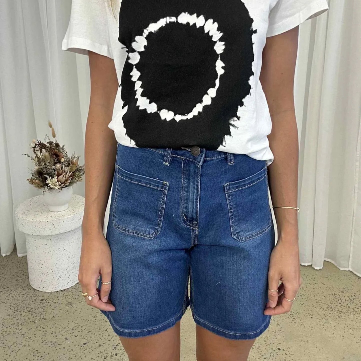 Shelly Patch Pocket Denim Shorts - Indigo Blue