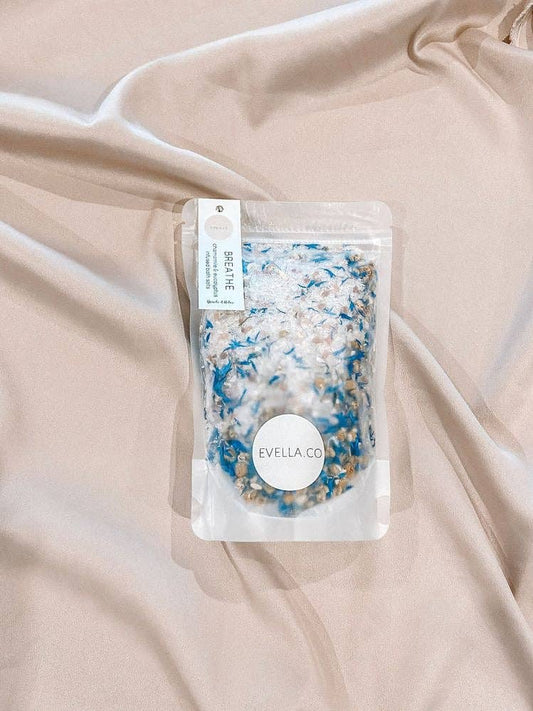 Breathe | Botanical Infused Salt Soaks: 300g | Evella Co