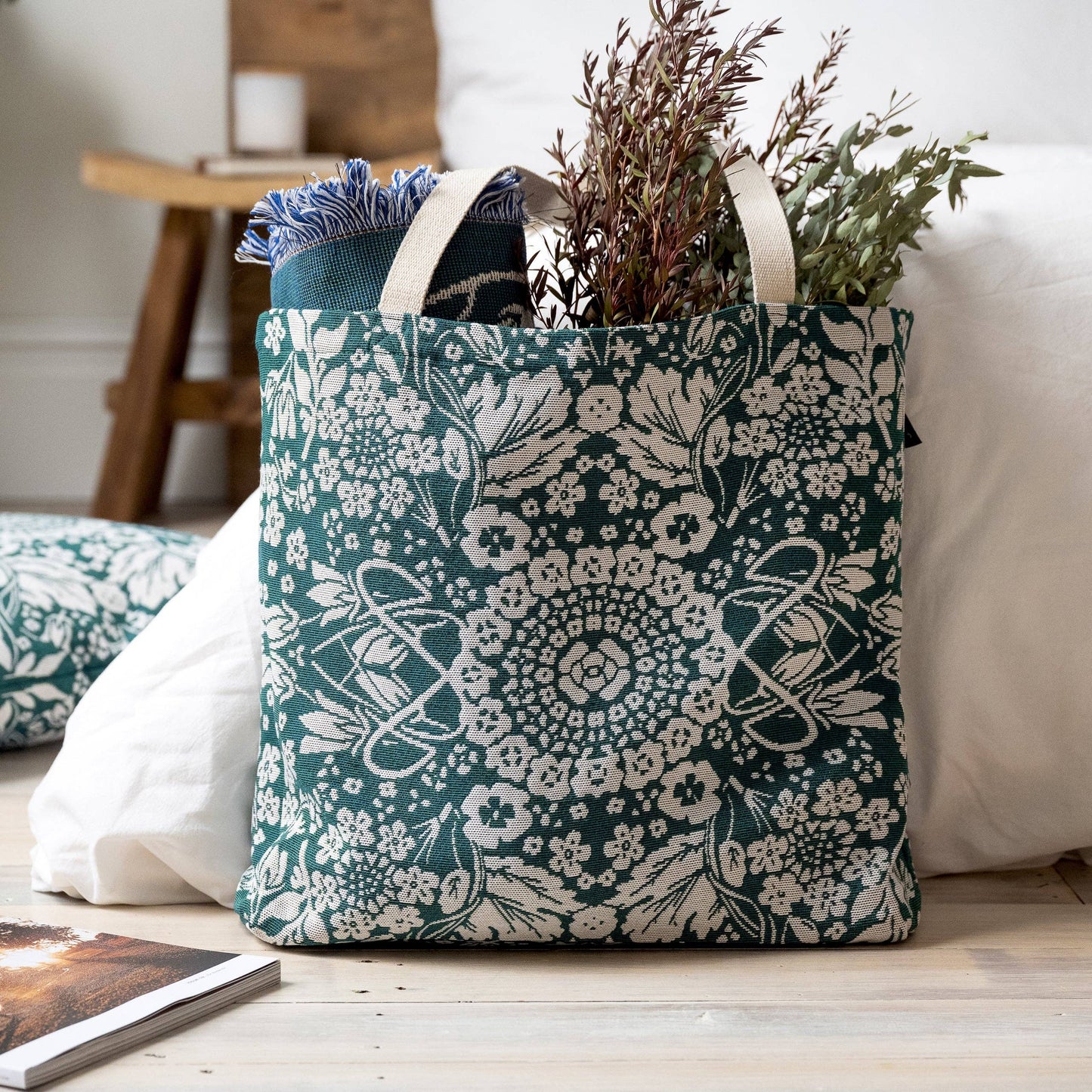 Across the Universe Tote Bag | HENDEER