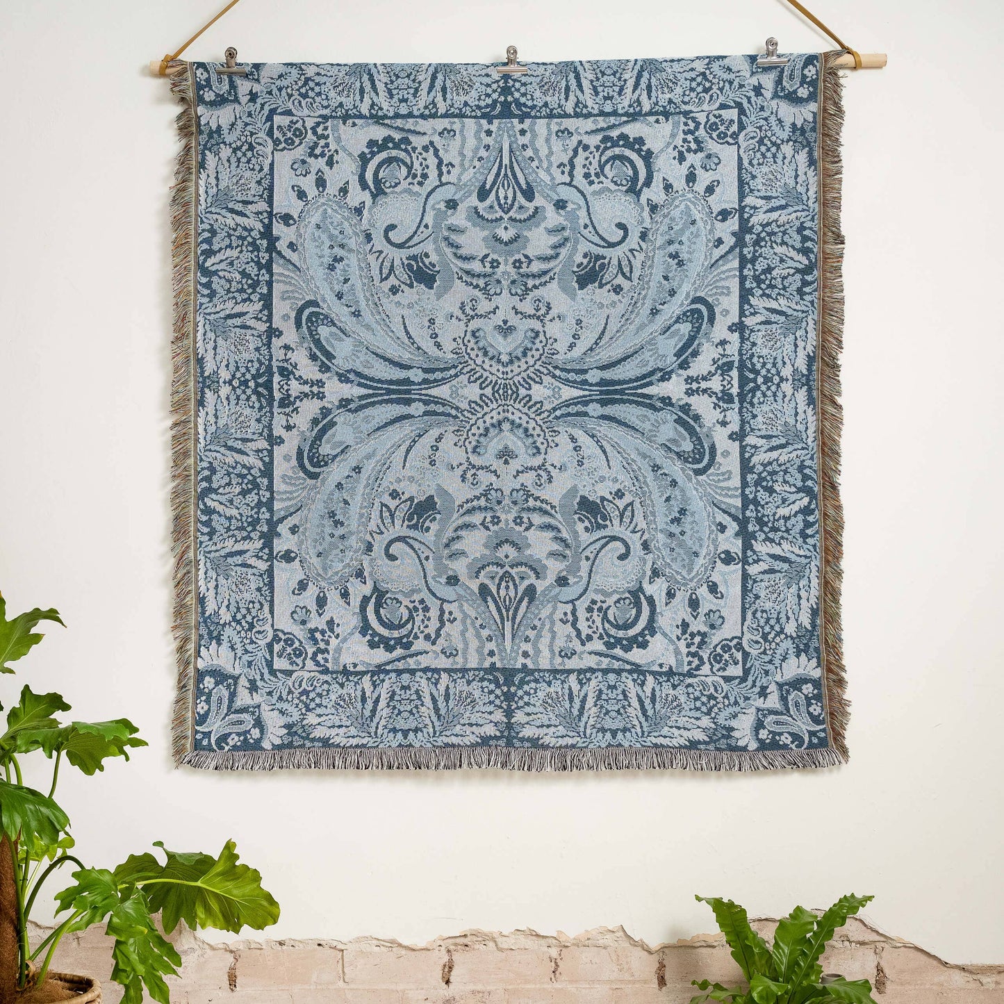 ‘Yesterday' Woven Picnic Rug/Throw: Regular 130x160cm | HENDEER