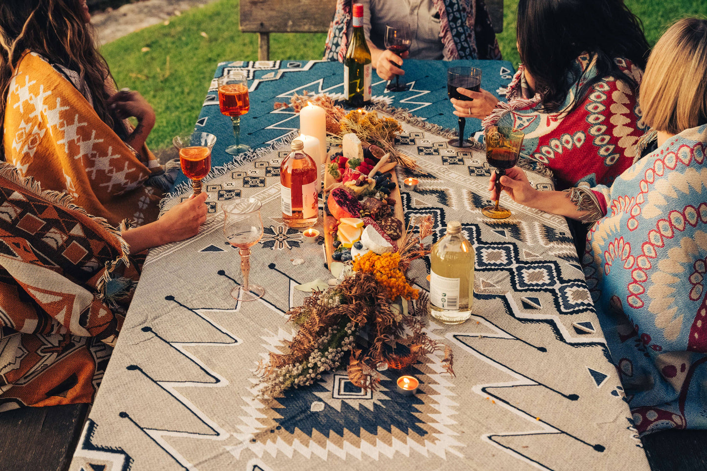 'Hey Jude' Woven Picnic Rug/Throw: Regular 130x160cm | HENDEER