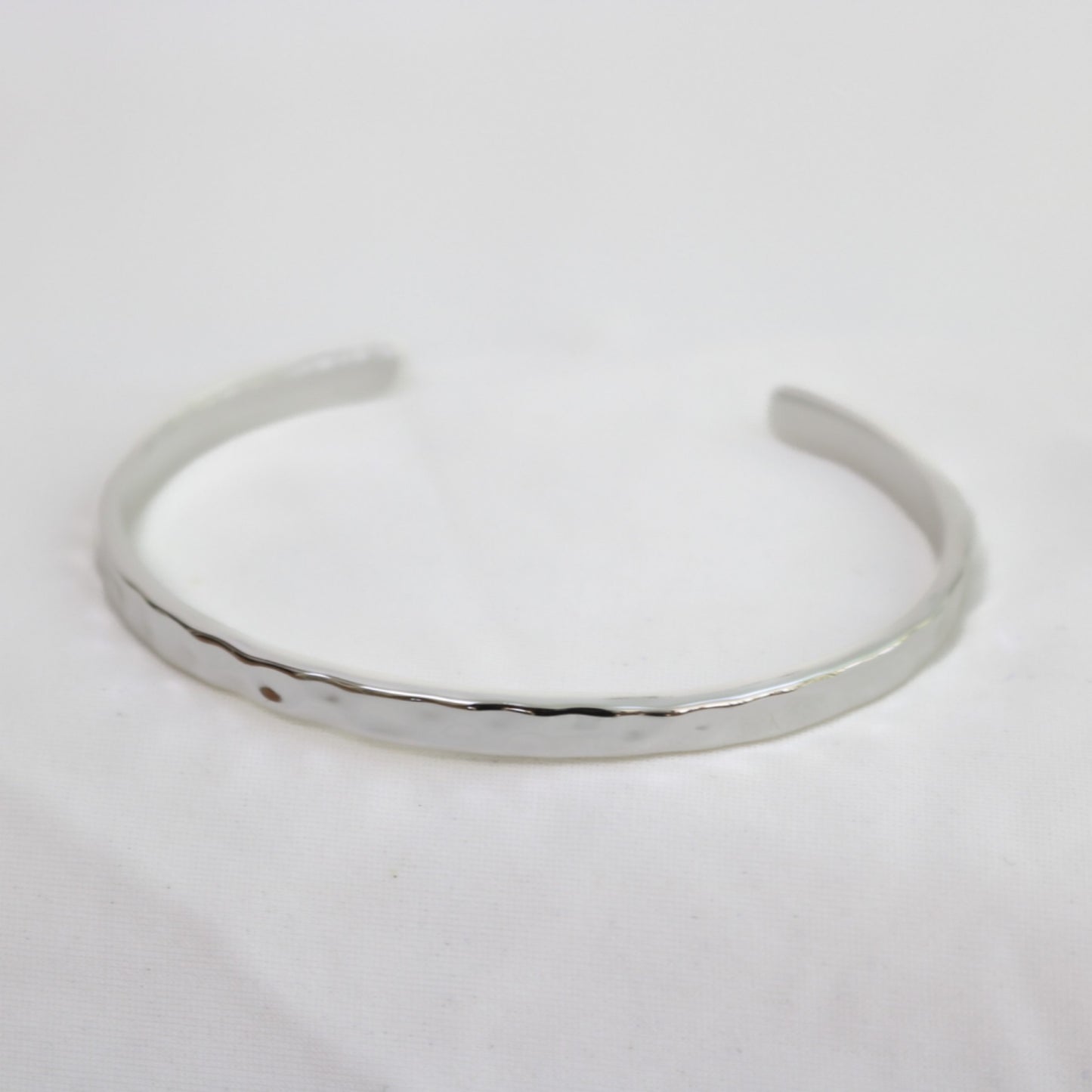 Gaia Cuff in Silver | Love Lunamei